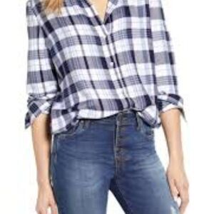 Caslon Women's Plaid Shirt  Size Small GUC NAVY WHITE FOLK PLAID